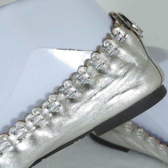 TORY BURCH Women's Reese US 6,5M Silver Leather Tassels Logo SlipOn Ballet Flats - Picture 13 of 16